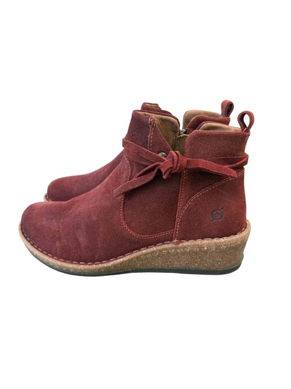 Born Vaugh Round Toe Rust Booties – Sz 8.5